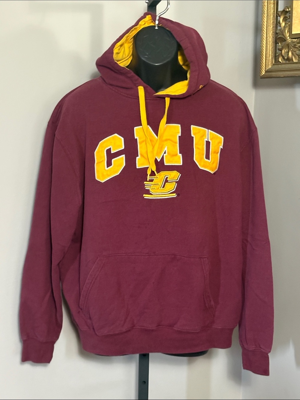 CMU Size XL Central Michigan University Stadium Athletics VTG Hoodie Sweatshirt